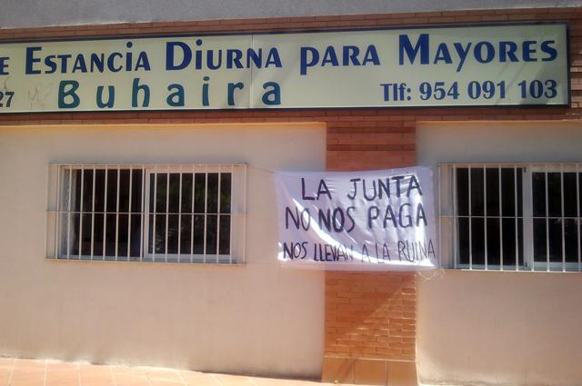 Unidades de día denuncian varios meses de impagos de la Junta Unidades de día denuncian varios meses de impagos de la Junta