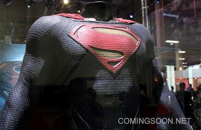 Man of Steel (2013): Imágenes De Los Nuevos Trajes de Superman Man of Steel (2013): Imágenes De Los Nuevos Trajes de Superman