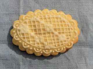 GALLETAS DE PUNTO DE CRUZ (O LACE COOKIES)