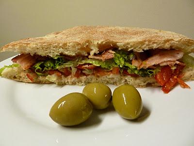 ¿Cena + futbol?