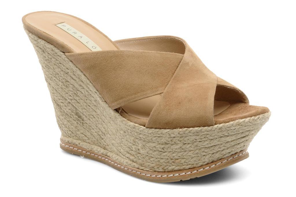 In love with sandals In love with sandals