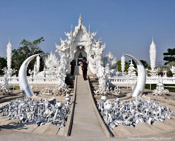 Entrada Templo Blanco Entrada Templo Blanco Chiang Rai: Templo Negro, Templo Blanco.