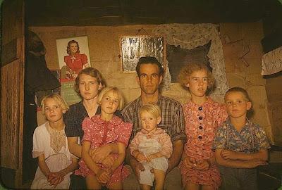 La Gran Depresión de los años 30. Familia en paro La Gran Depresión de los años 30. Familia en paro