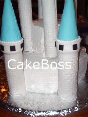 Paso a paso: Tarta castillo de princesas Todas las torres añadido