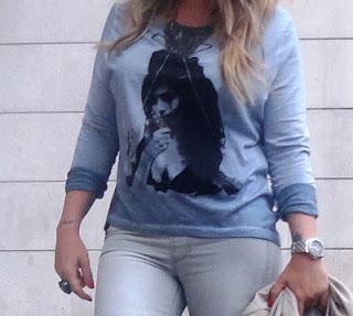 IN THE RAIN WITH AMY IN THE RAIN WITH AMY