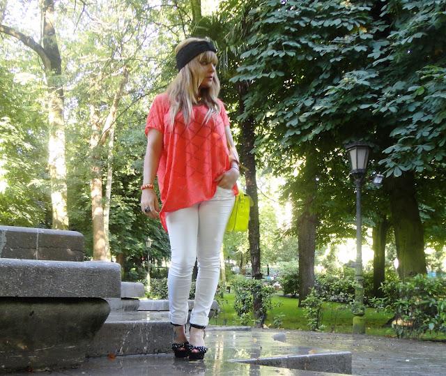 WHITE JEANS AND FLUORIDE WHITE JEANS AND FLUORIDE