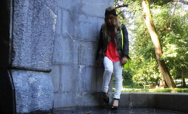 WHITE JEANS AND FLUORIDE WHITE JEANS AND FLUORIDE