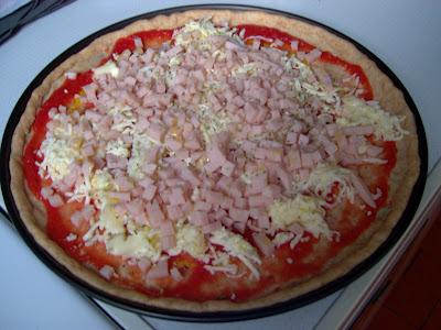 PIZZA MARGARITA CON JAMON PIZZA MARGARITA CON JAMON