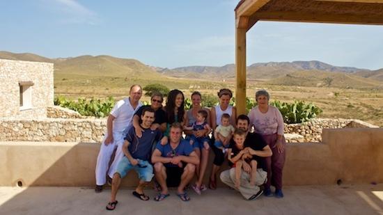 Foto family tenada verde _mayo2012 Foto del grupo del taller Biocatártico_Cortijo Tenada mayo 2012
