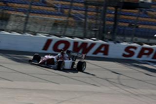 Difícil carrera nocturna para Juan Pablo García en Iowa Difícil carrera nocturna para Juan Pablo García en Iowa
