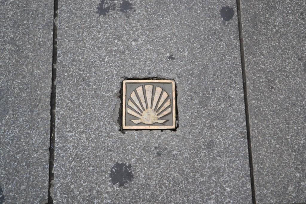 DSC_0132 No es Shell, es el símbolo del Camino de Santiago