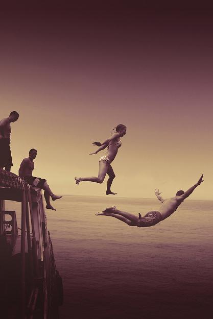 bigstock_Man_And_Woman_Diving_319268 bigstock Man And Woman Diving 319268 La vida nuestro mejor maestro