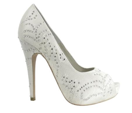 MENBUR; Colección Novias Primavera-Verano 2012 MENBUR; Colección Novias Primavera-Verano 2012