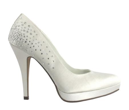 MENBUR; Colección Novias Primavera-Verano 2012 MENBUR; Colección Novias Primavera-Verano 2012