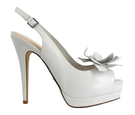 MENBUR; Colección Novias Primavera-Verano 2012 MENBUR; Colección Novias Primavera-Verano 2012