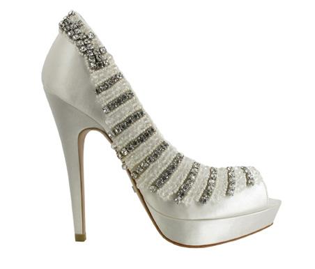 MENBUR; Colección Novias Primavera-Verano 2012 MENBUR; Colección Novias Primavera-Verano 2012