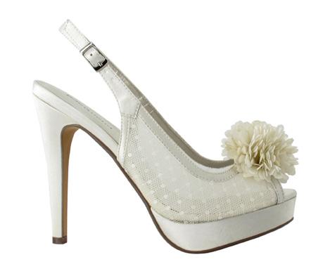 MENBUR; Colección Novias Primavera-Verano 2012 MENBUR; Colección Novias Primavera-Verano 2012