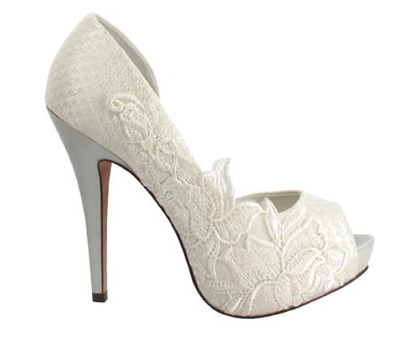 MENBUR; Colección Novias Primavera-Verano 2012 MENBUR; Colección Novias Primavera-Verano 2012