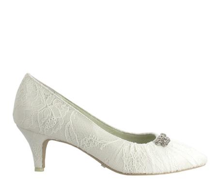 MENBUR; Colección Novias Primavera-Verano 2012 MENBUR; Colección Novias Primavera-Verano 2012