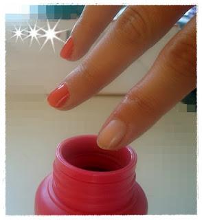 Belleza: Bourjois Magic Nail Polish Remover Belleza: Bourjois Magic Nail Polish Remover