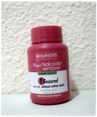 Belleza: Bourjois Magic Nail Polish Remover Belleza: Bourjois Magic Nail Polish Remover