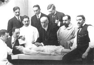 Lección de Anatomía Dr. Ramón y Cajal Dificultades en el enseñar a ser médico