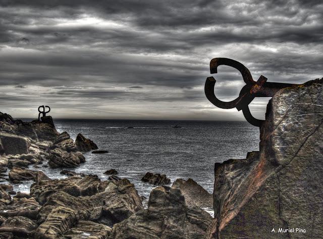 Peine del Viento, Eduardo Chillida.