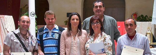 los primeros graduados de la escuela de formación sobre la condición masculina de Chipiona (Cádiz) Salen los primeros graduados de la escuela de formación sobre la condición masculina de Chipiona