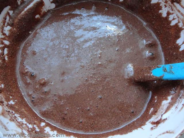 Selva blanca. Tarta de chocolate y nata con cerezas Selva blanca. Tarta de chocolate y nata con cerezas