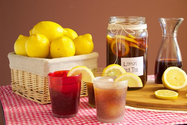 Té helado con limón (lemon iced tea) Té helado con limón (lemon iced tea)