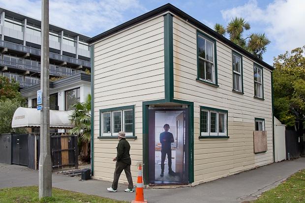 Mike Hewson 01 art- Mike Hewson