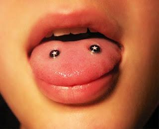 Piercing en la lengua, problemas, infecciones, riesgo. Piercing en la lengua, problemas, infecciones, riesgo.
