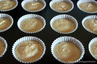 Cupcakes de naranja con fondant liquido y premio Best Blog Cupcakes de naranja con fondant liquido y premio Best Blog