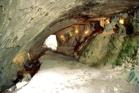 Zugarramurdi_cueva Zugarramurdi (Navarra)