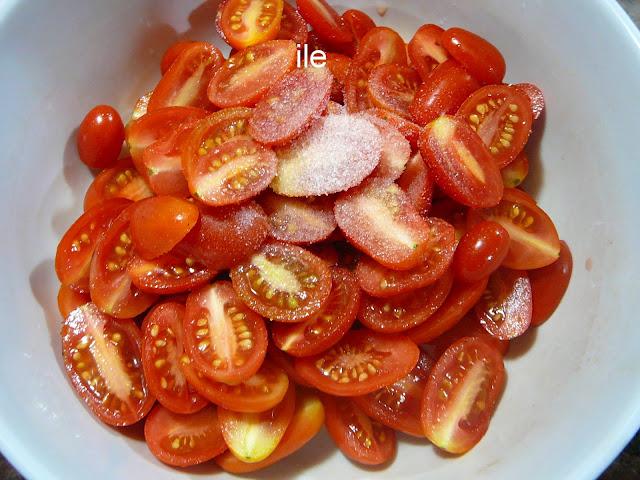 Tomates cherry deshidtados en escabeche Tomates cherry deshidtados en escabeche