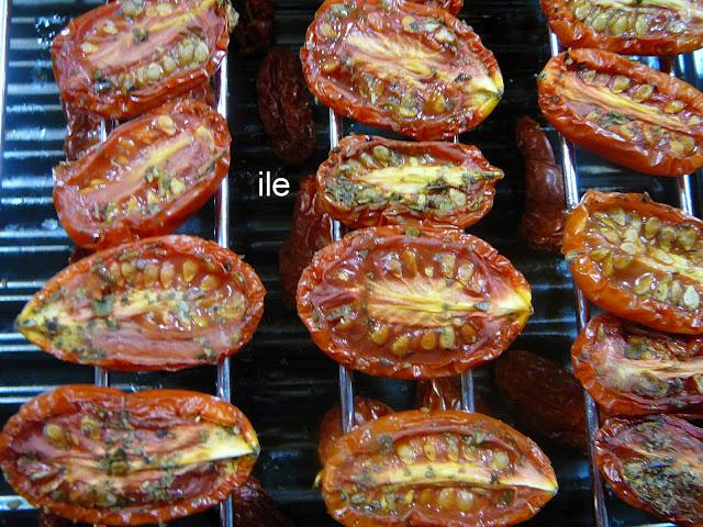 Tomates cherry deshidtados en escabeche Tomates cherry deshidtados en escabeche