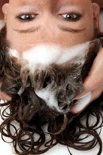 SECCION DE LOS LUNES: Mascarillas Caseras (Especial cabellos grasos) SECCION DE LOS LUNES: Mascarillas Caseras (Especial cabellos grasos)