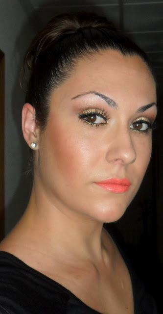 Look Vídeo-Tutorial Summer Gold Néon Look Vídeo-Tutorial Summer Gold Néon