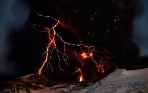 Eyjafjallajokul01 Relámpagos en el volcán Eyjafjallajökull