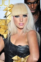 Lady Gaga acusada de robar ropa interior