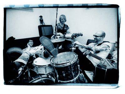 MALE BONDING | Grunge-Surf MALE BONDING | Grunge-Surf