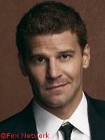 David Boreanaz le pone el cuerno a su mujer