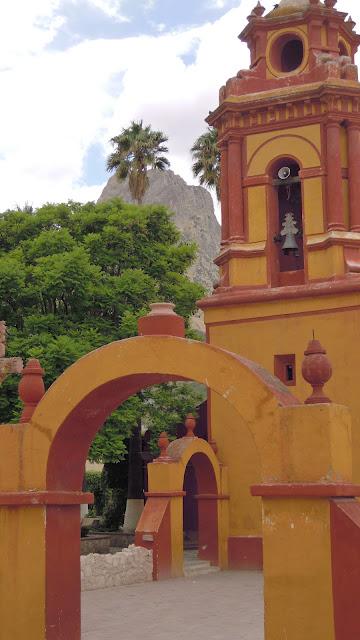 Finde en La Peña de Bernal y Tequizquiapan Qro. Finde en La Peña de Bernal y Tequizquiapan Qro.