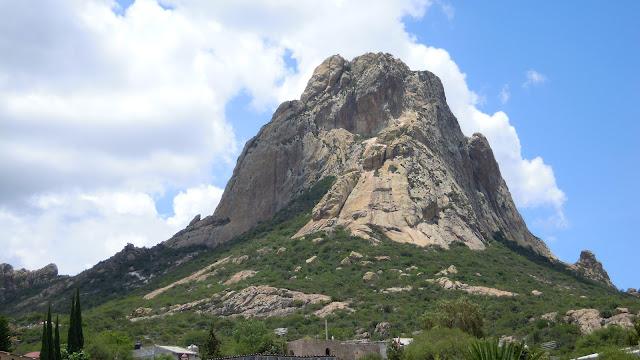 Finde en La Peña de Bernal y Tequizquiapan Qro. Finde en La Peña de Bernal y Tequizquiapan Qro.