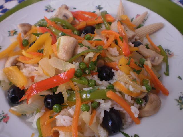 ARROZ FRITO CON VERDURAS ARROZ FRITO CON VERDURAS