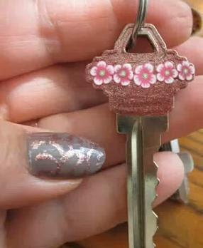 Como decorar las llaves para distinguirlas unas de otras Como decorar las llaves para distinguirlas unas de otras
