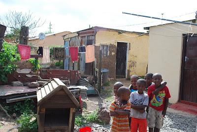 Especial Grahamstown segundo hogar: Una recorrida por la periferia y el Township... Especial Grahamstown segundo hogar: Una recorrida por la periferia y el Township...