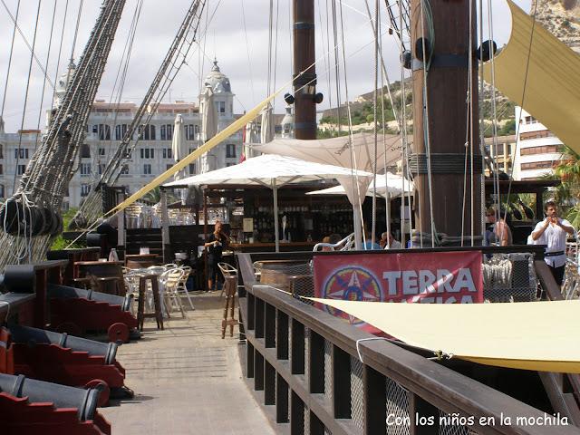 Visita al galeón Santísima Trinidad en Alicante Visita al galeón Santísima Trinidad en Alicante