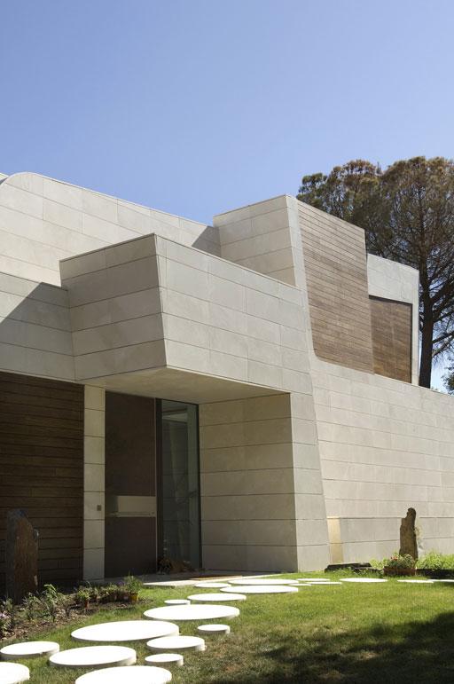 A-cero Projects Os presentamos una nueva vivienda que acabamos de finalizar a las afueras de Madrid (imágenes diurnas)