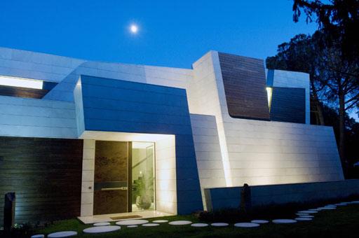 A-cero Projects A-cero finaliza una nueva vivienda a las afueras de Madrid (imágenes nocturnas)